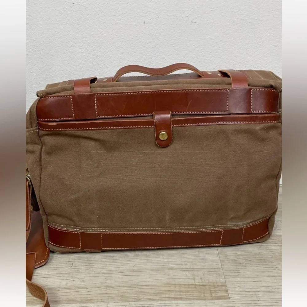 White Wing Business/ Travel Duffel waxed Bag.